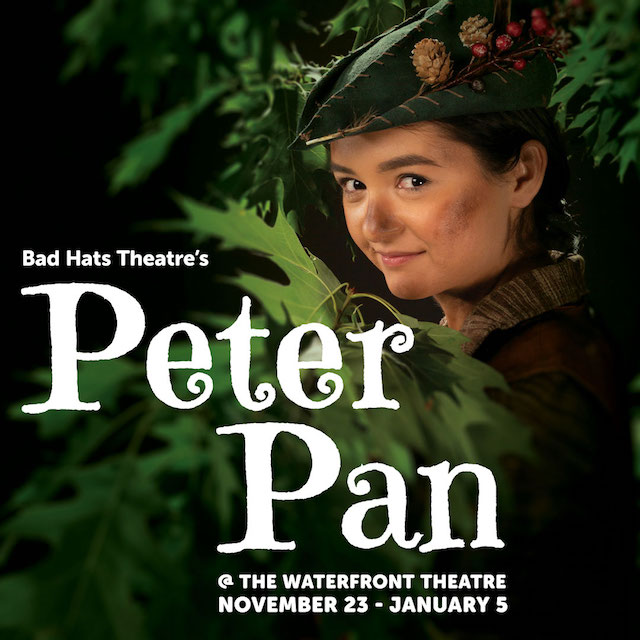 坏帽子剧院 - 凯特琳·约特（Kaitlyn Yott）饰演彼得·潘（Peter Pan）。蒂姆·马修森（Tim Matheson）的照片。