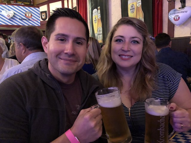 John＆Me在慕尼黑啤酒节的温哥华Alpen Club 2018