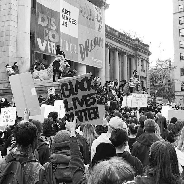 黑色温哥华抗议的图像