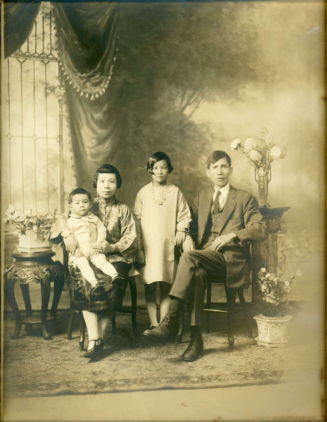 Mah家族的照片。Yucho Chow Studio照片。温哥华档案＃2021-034.208。